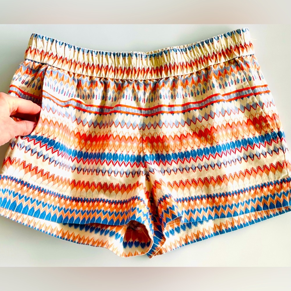 J. Crew Shorts Size 2–EXCELLENT CONDITION LIKE NEW—Aztec Print- ADORABLE
